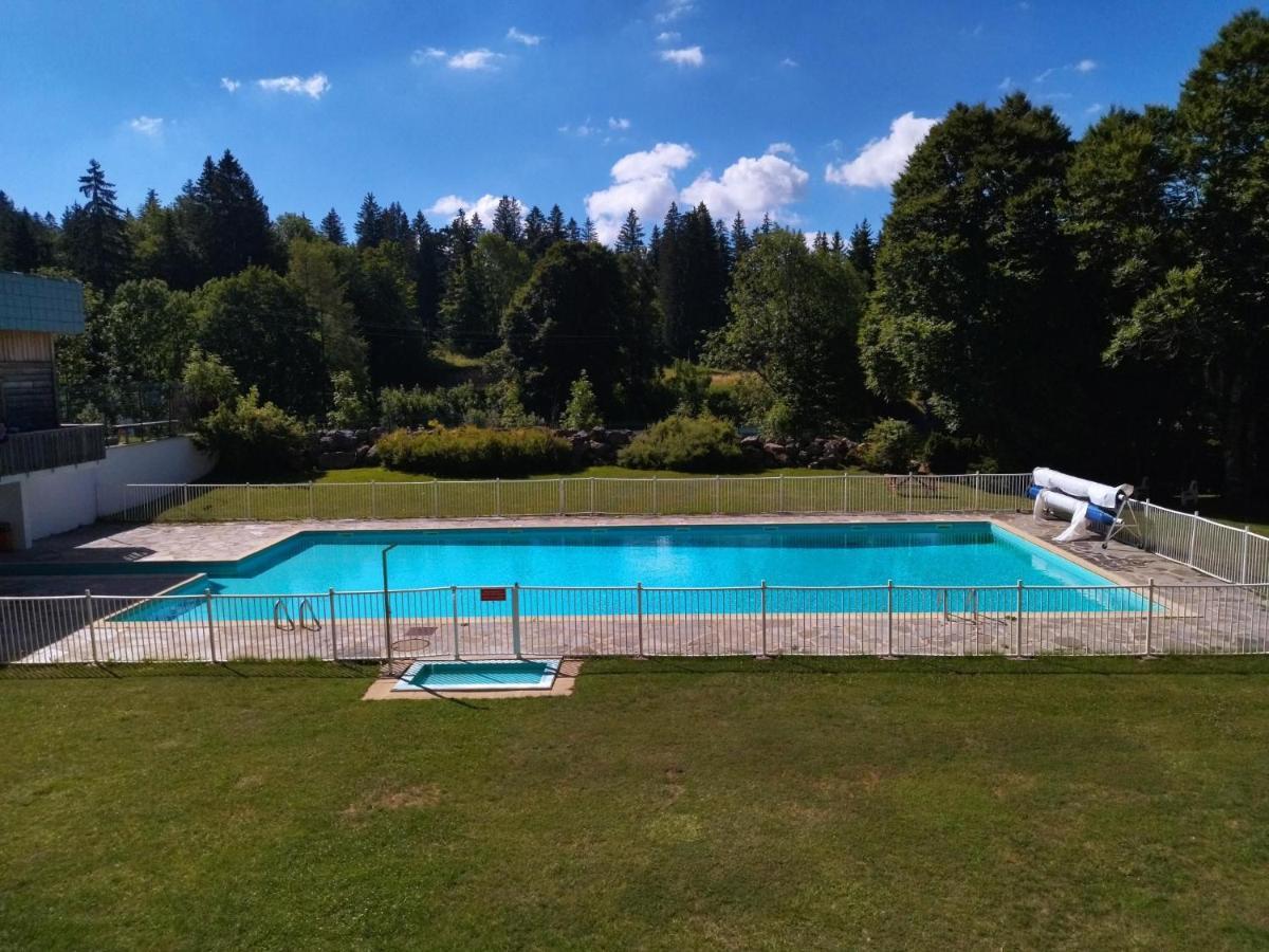 Studio Le Lacuzon Avec Piscine Et Tennis Exterieurs Les Rousses Dış mekan fotoğraf